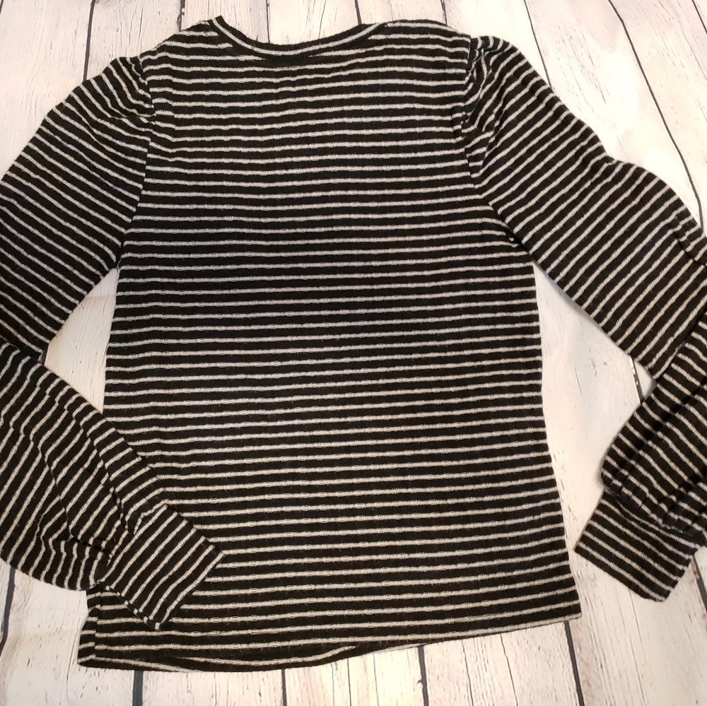 Cozy puff sleeve sweater top